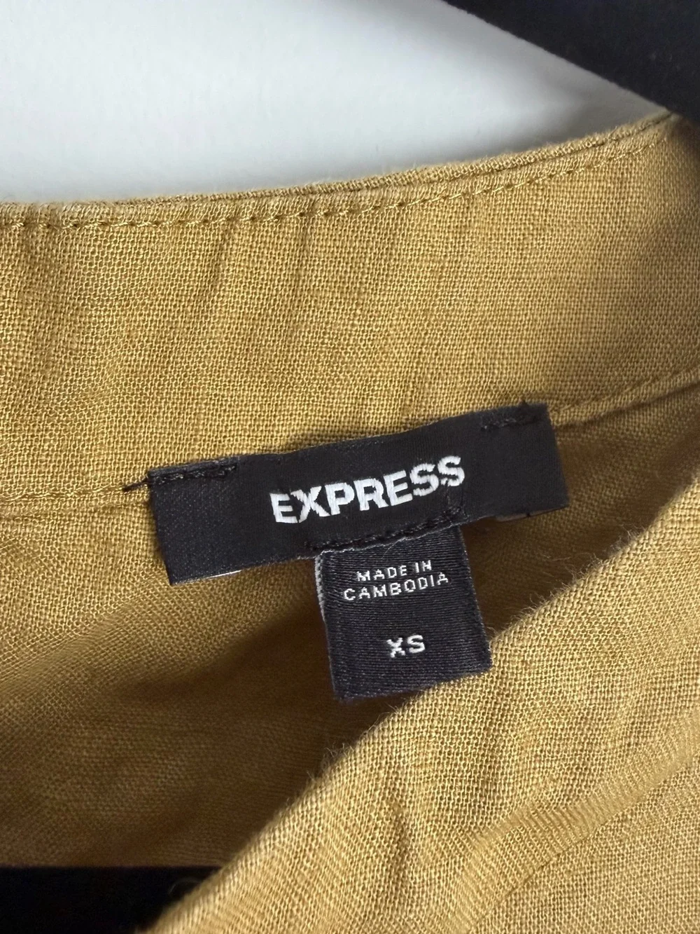 Express Green Cropped Linen-Blend Tank